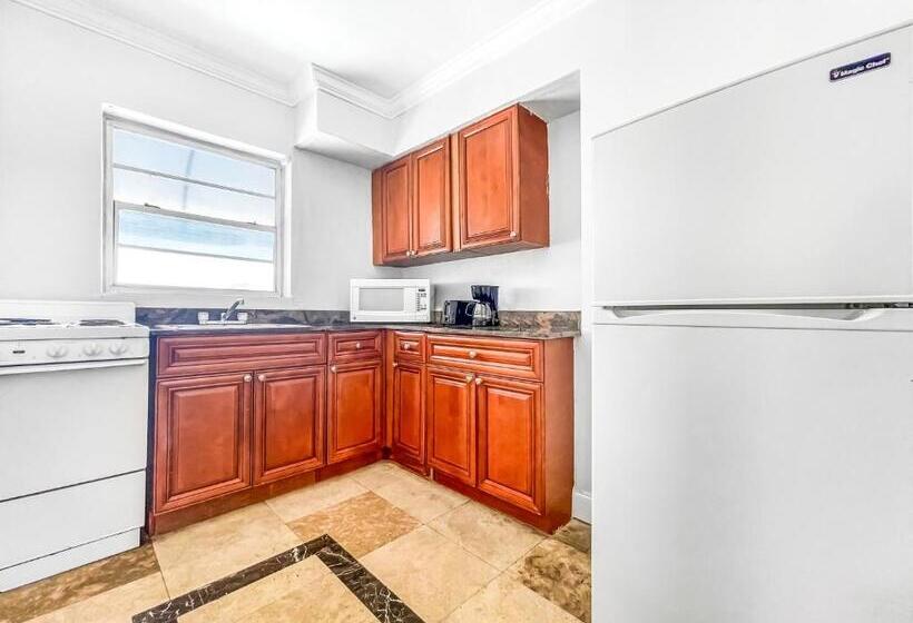 מוטל Hollywood Beach Hotels