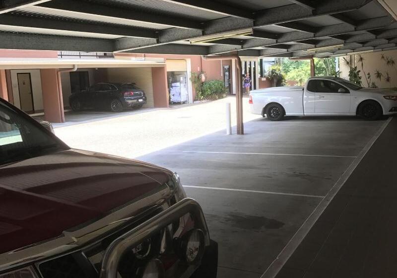 مُتل Rocky Resort Motor Inn