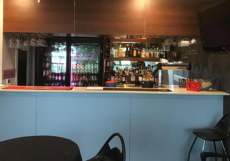 مُتل Rocky Resort Motor Inn