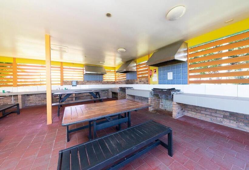 Seashells Beachfront Resort