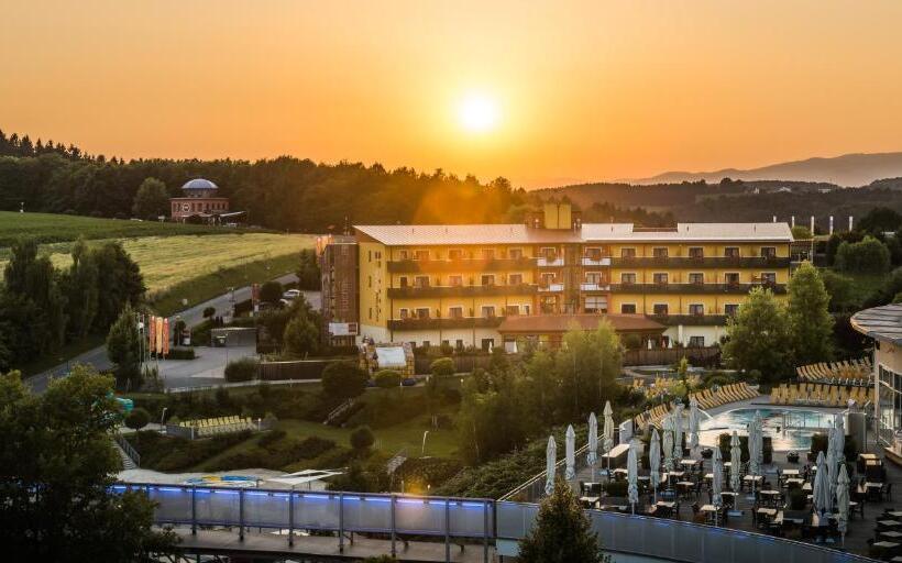 Thermenhotel Puchasplus Stegersbach