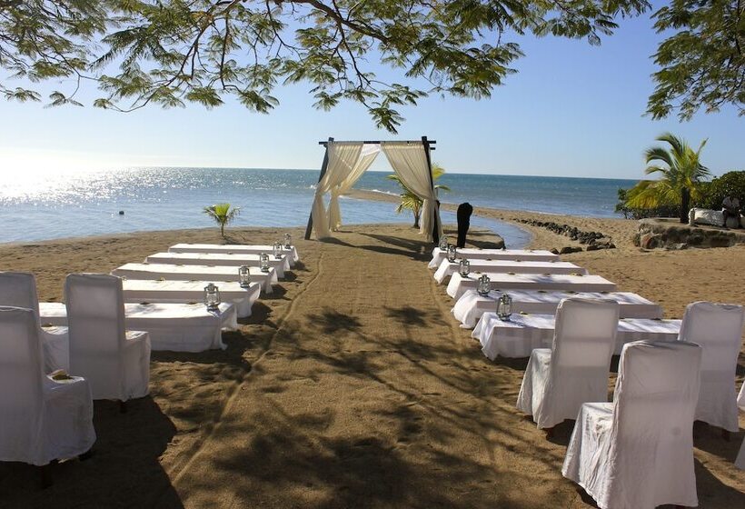 Volivoli Beach Resort