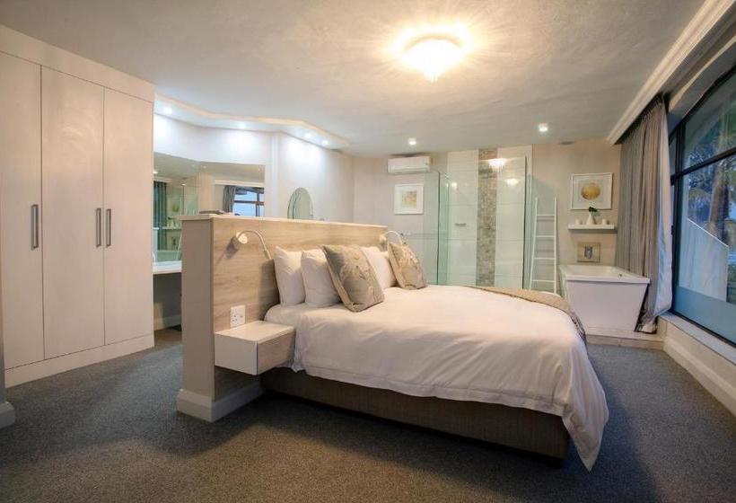 Windsor Cabanas & Courtyard