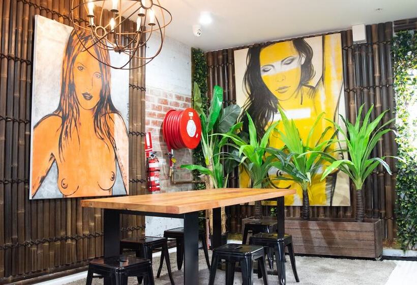 ユースホステル Bayside House