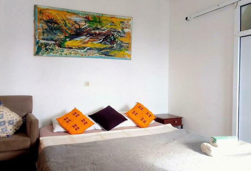 ユースホステル Ocean Surf Lodge