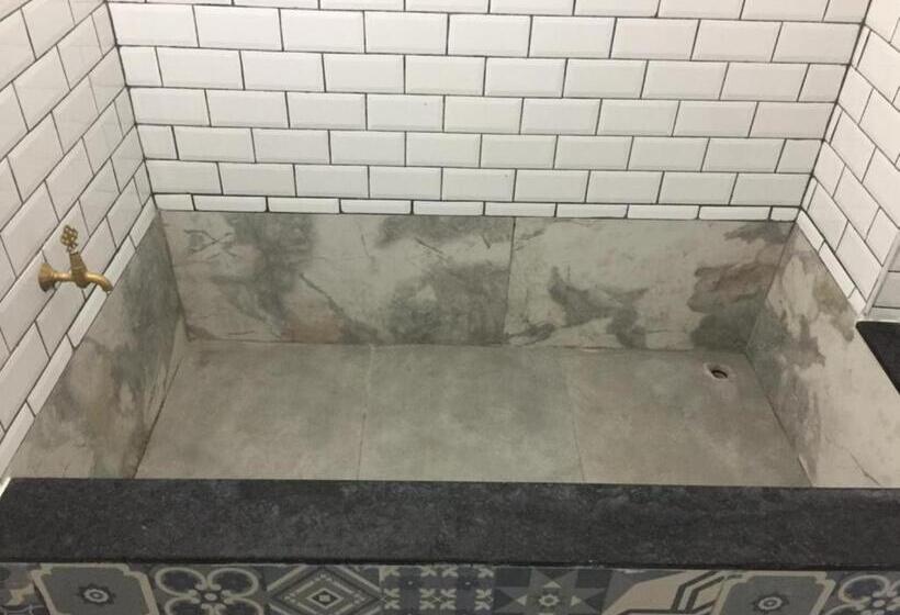 تختخواب و صبحانه Güneş Apart Otel