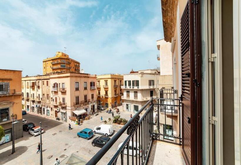 ベッドアンドブレックファースト I Balconi Di Porta Mazara