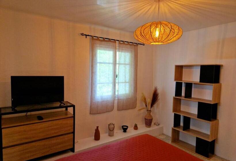 مبيت وإفطار Lou Mouli Di Baou