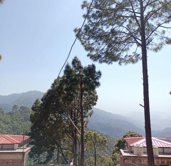 Hotel Blusalzz Escapade Resort Lansdowne