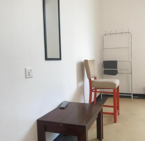 ホテル Ganthera Kataragama