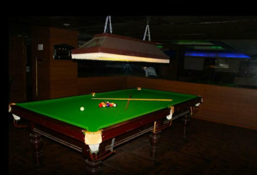 Отель Sterling V Grand Madurai