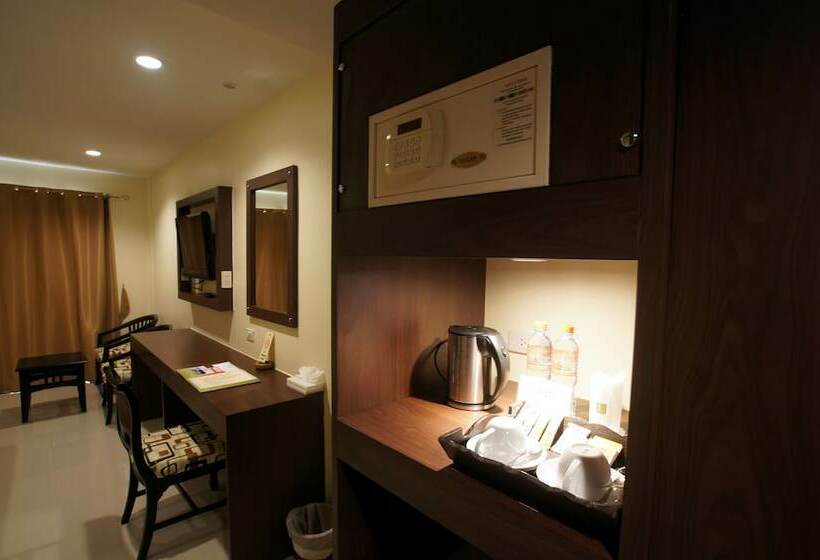 酒店 Sunset Khaolak Resort