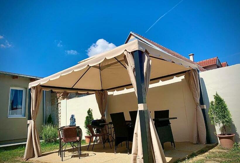 ペンション Ubytování Selský Dvůr