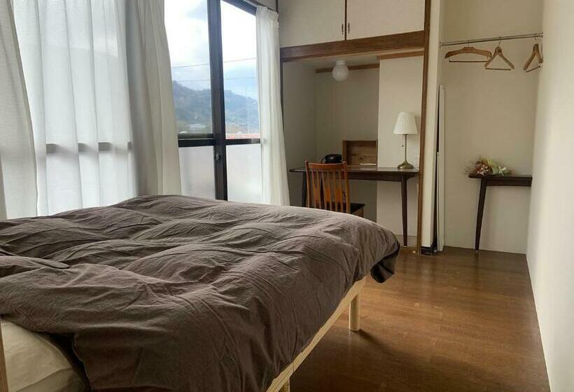 ユースホステル 海に恋する泊まれる喫茶店 ポパイ