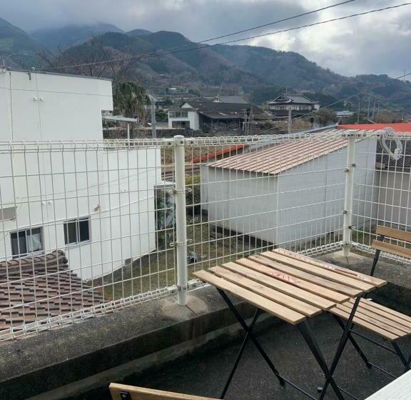 ユースホステル 海に恋する泊まれる喫茶店 ポパイ