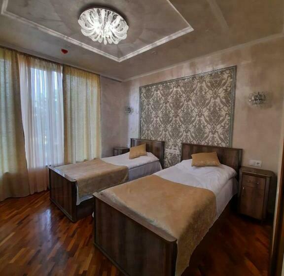 Общежитие Yeghegn