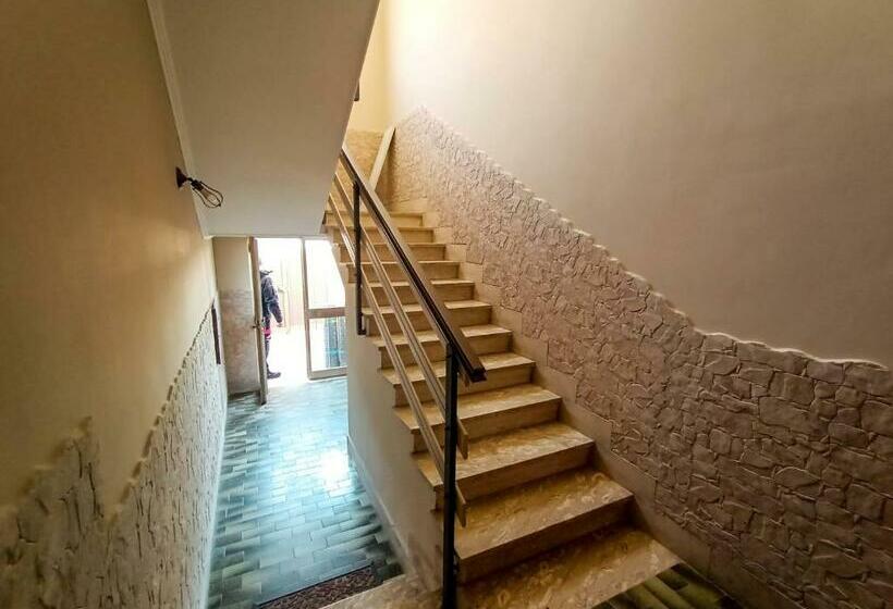 تختخواب و صبحانه Casa Malù