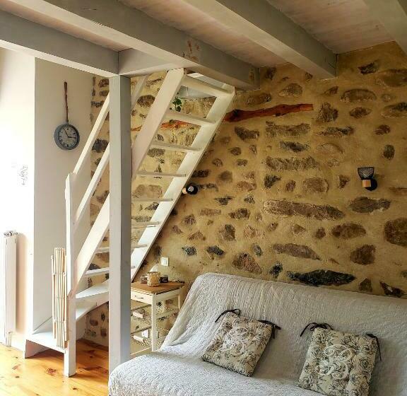 ベッドアンドブレックファースト La Chabanade