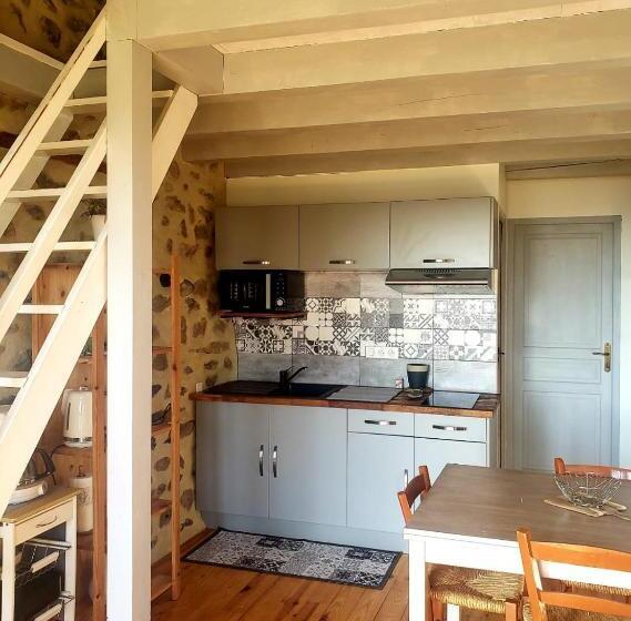 ベッドアンドブレックファースト La Chabanade