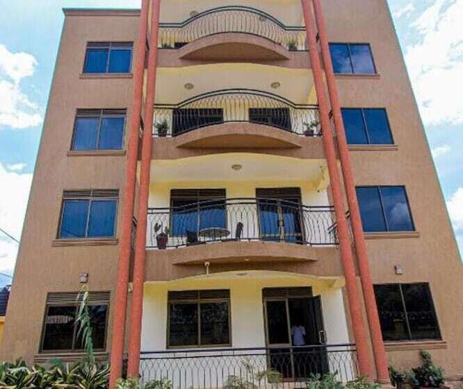 تختخواب و صبحانه Mbale Emperor S Motel