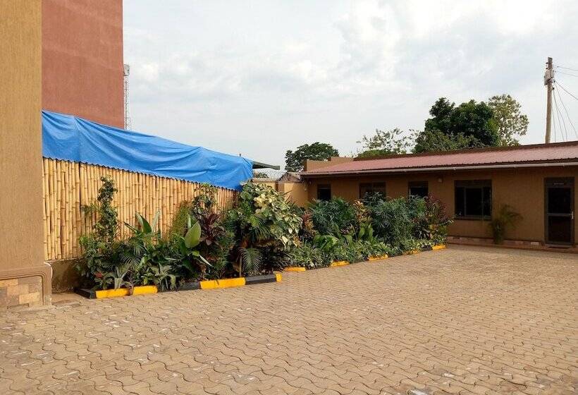 تختخواب و صبحانه Mbale Emperor S Motel