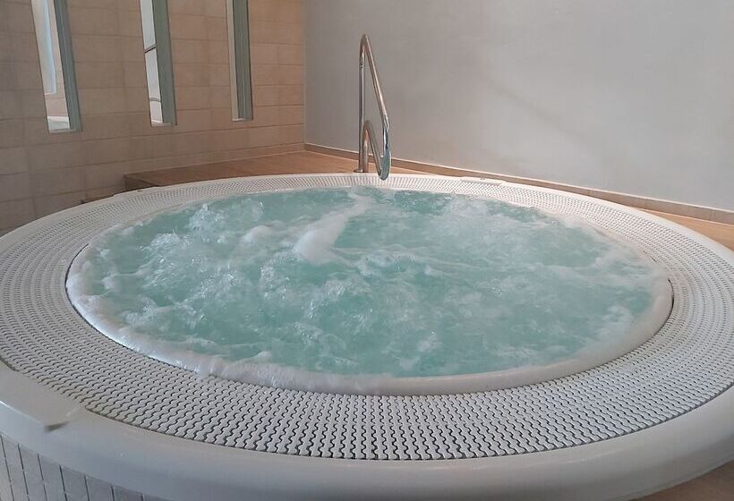 酒店 Chateau Cihelny