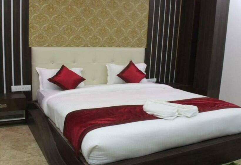 בית מלון כפרי Golden Tulip