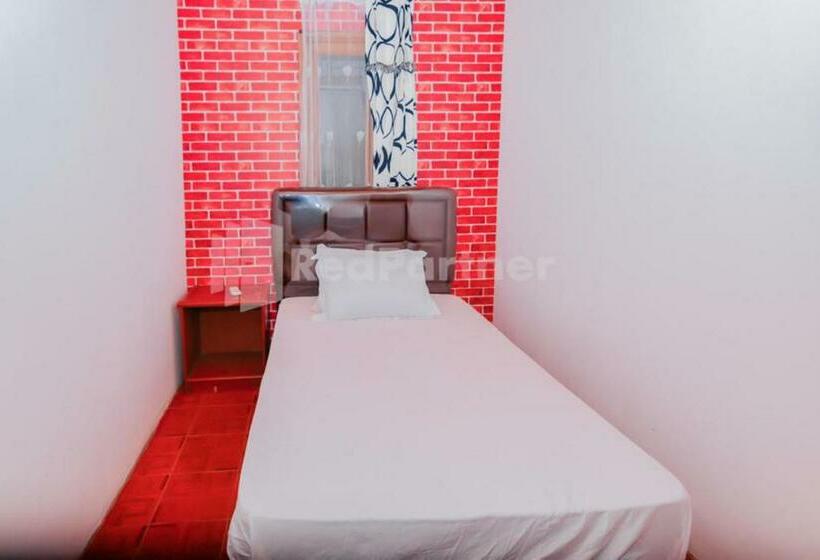 酒店 Kota Padi Homestay Cianjur Syariah Redpartner