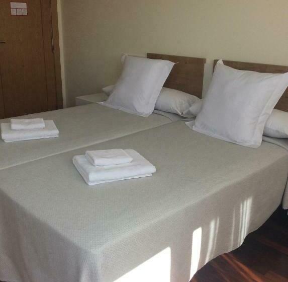 בית מלון כפרי Posada H.el Alba