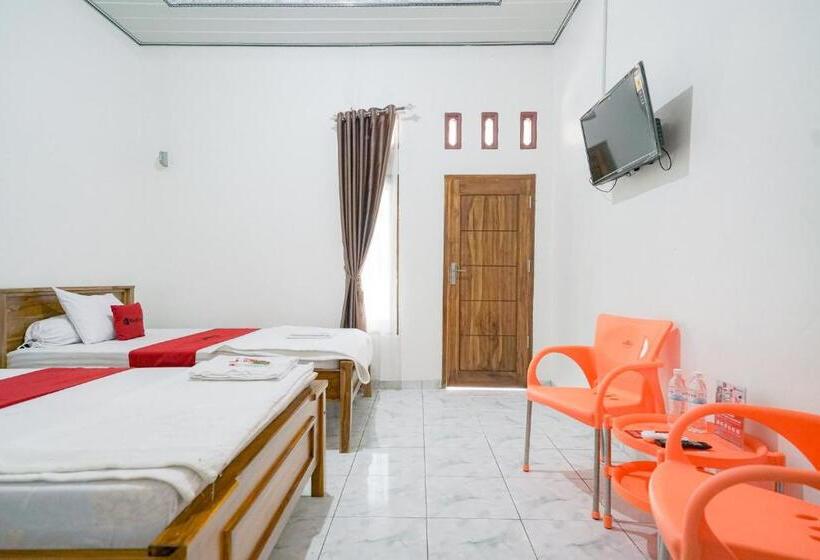 בית מלון כפרי Reddoorz @ Seputih Jaya Lampung