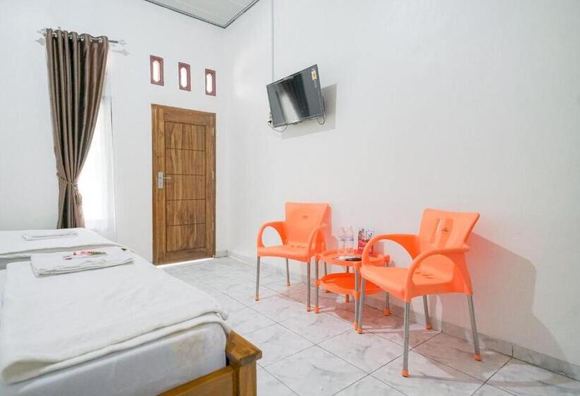 בית מלון כפרי Reddoorz @ Seputih Jaya Lampung