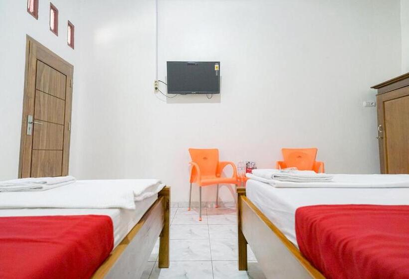 ホテル Reddoorz @ Seputih Jaya Lampung