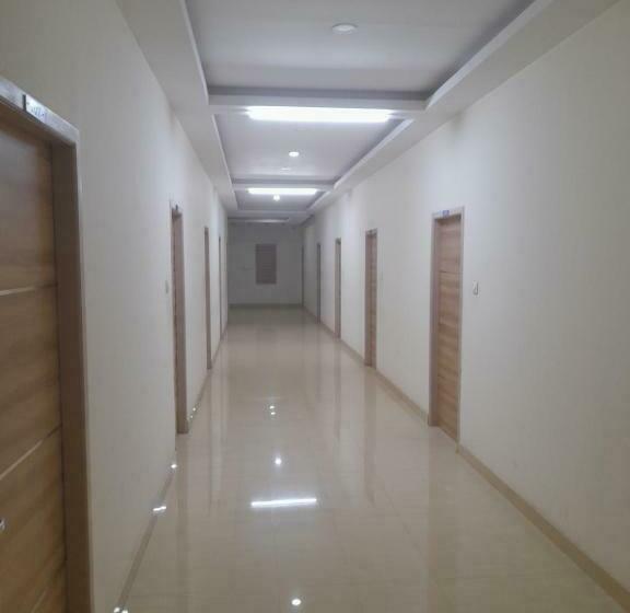 호텔 Sai Velan Residency