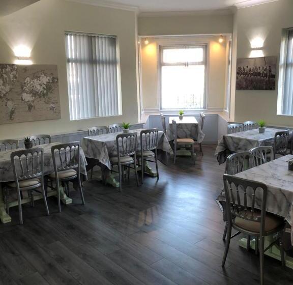 فندق The Grosvenor Free House