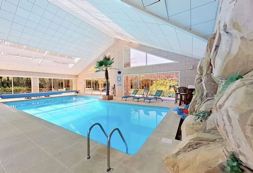 פנסיון Les Jardins De La Muse, Piscine Couverte, Spa Et Fitness