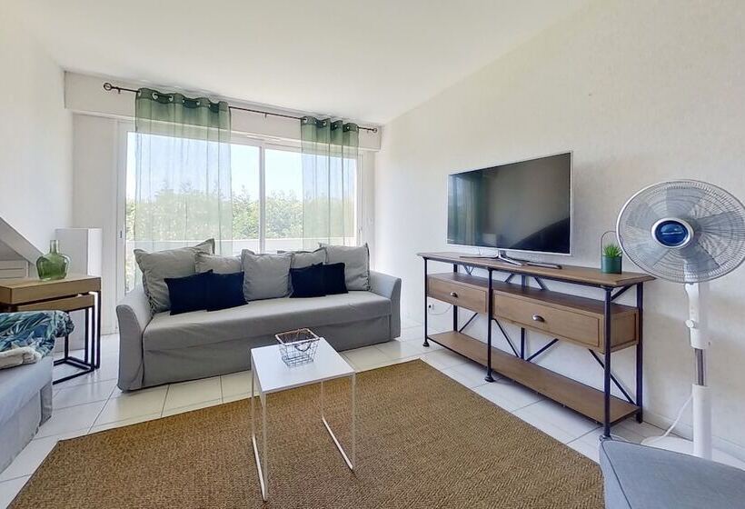 פנסיון Les Jardins De La Muse, Piscine Couverte, Spa Et Fitness