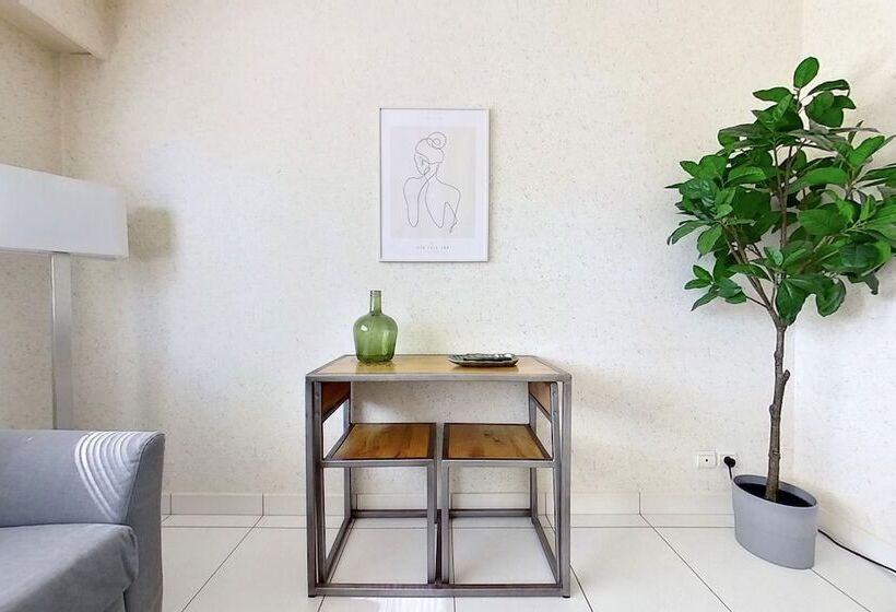 פנסיון Les Jardins De La Muse, Piscine Couverte, Spa Et Fitness