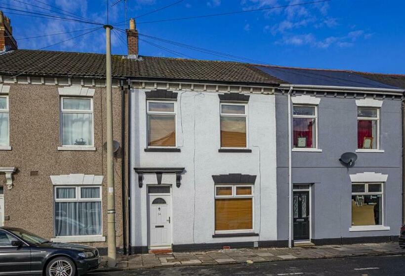 膳宿费 Millennium Stadium Guest House