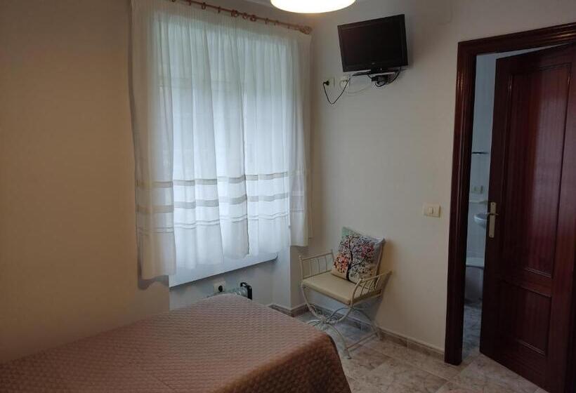 بنسيون Os Muiños