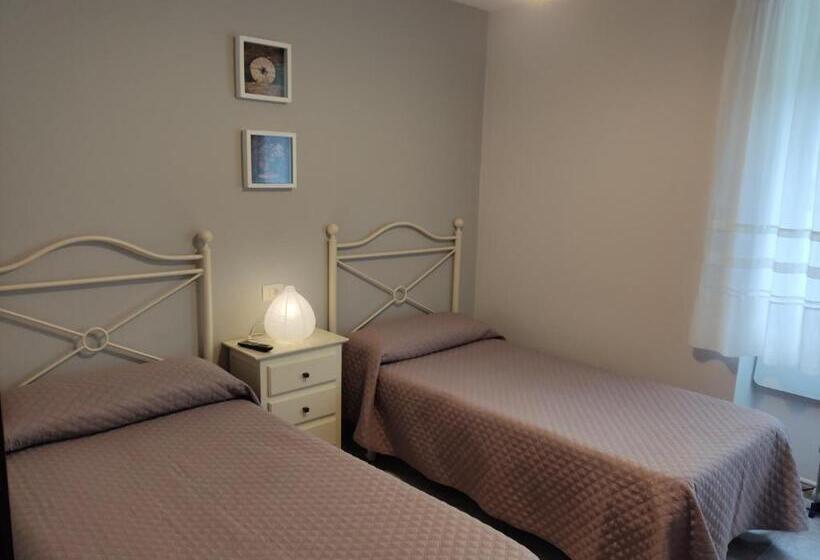 بنسيون Os Muiños