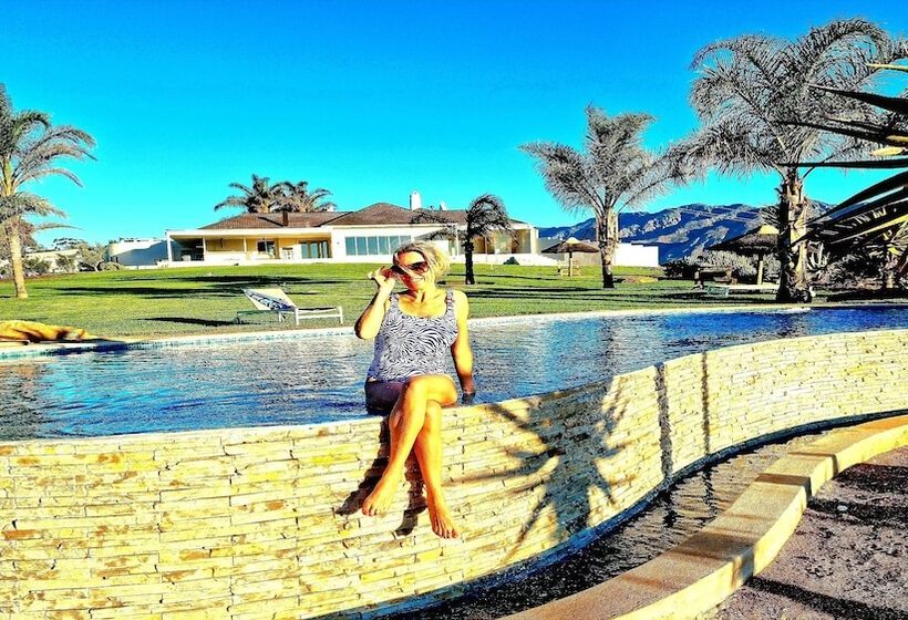 Пансион Pjure Wellness Retreat & Spa