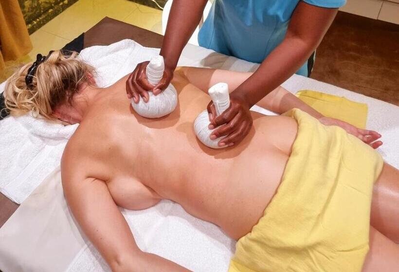 Пансион Pjure Wellness Retreat & Spa