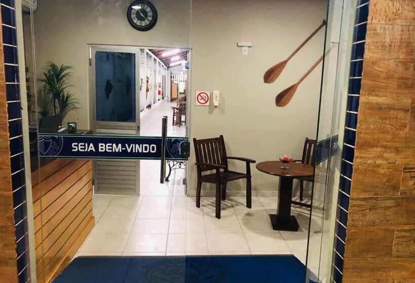 ペンション Pousada Santos