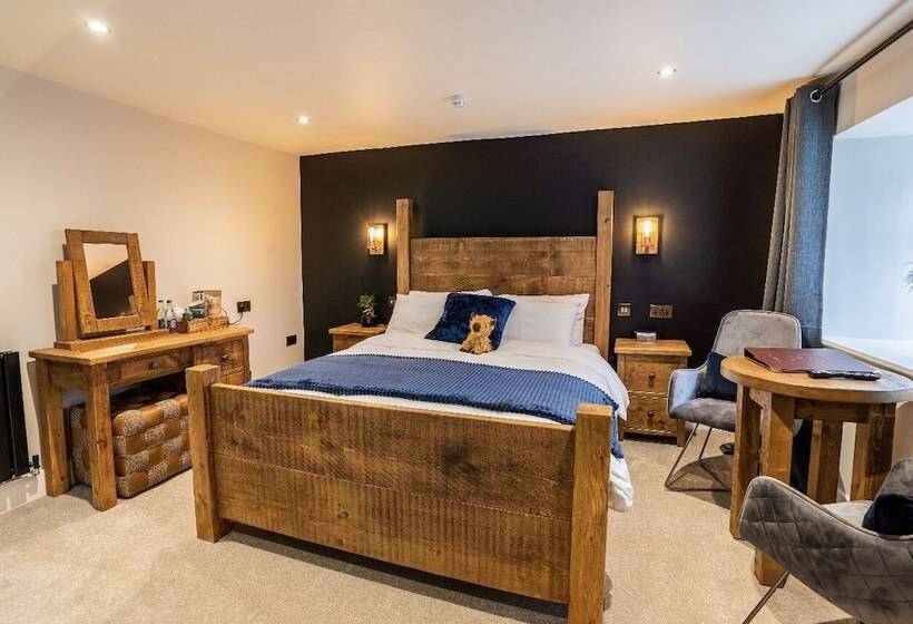 هاستل Bulls Head  Holymoorside