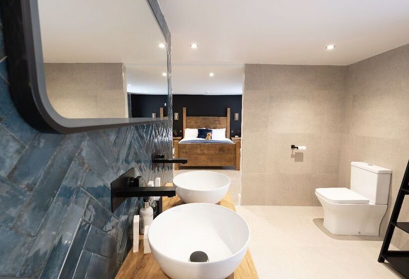 هاستل Bulls Head  Holymoorside