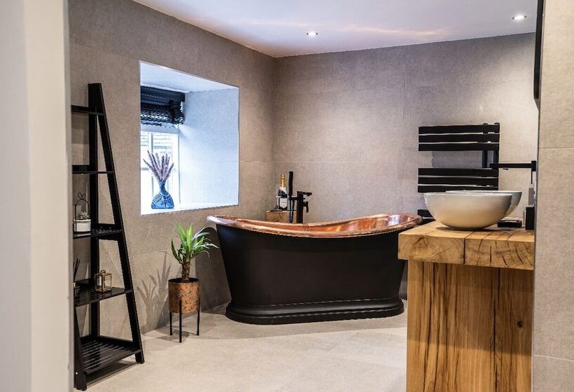 هاستل Bulls Head  Holymoorside