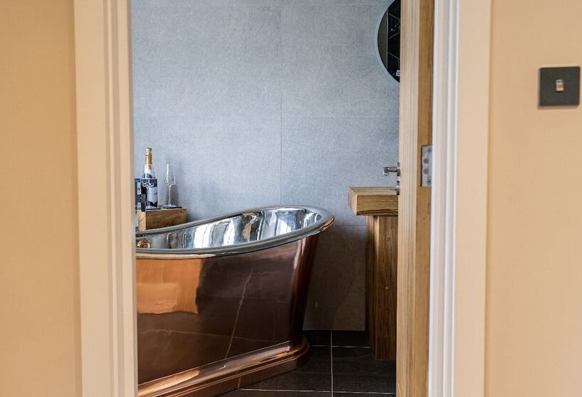 هاستل Bulls Head  Holymoorside