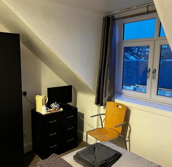 تختخواب و صبحانه Dunarle Guesthouse