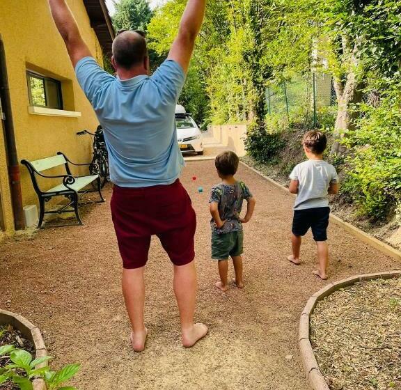 مبيت وإفطار Les Cabanons