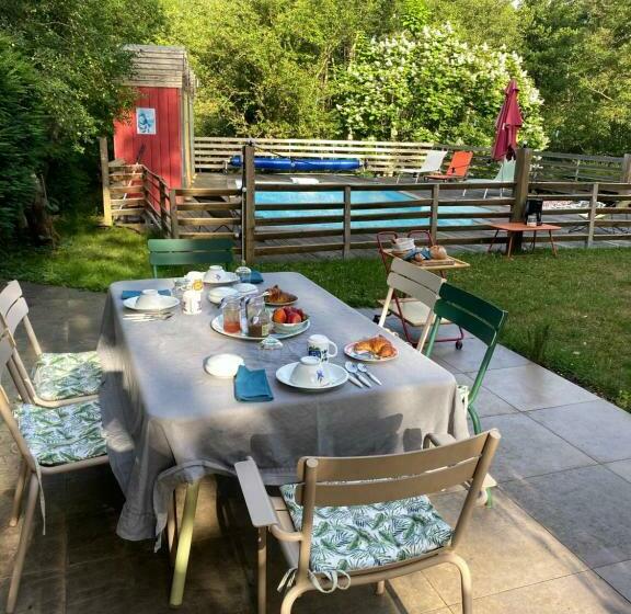 مبيت وإفطار Les Cabanons